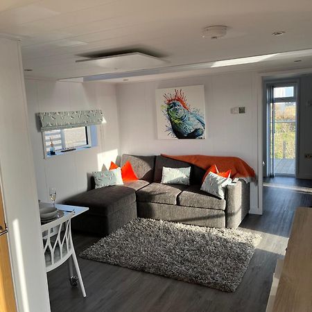 Seas The Day - Self Catering Lodge North Uist Paible ภายนอก รูปภาพ