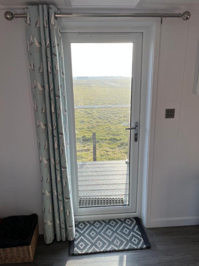 Seas The Day - Self Catering Lodge North Uist Paible ภายนอก รูปภาพ